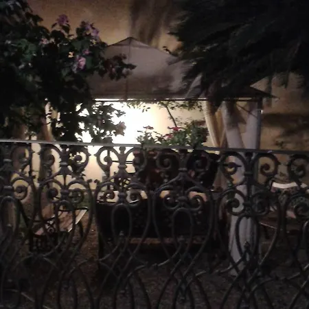 Giardino Della Melagrana Florence